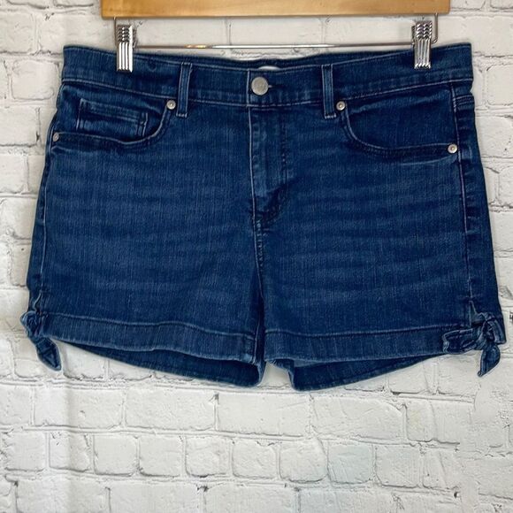 Ann Taylor Women’s Dark Wash Jean Shorts Side Tie size 30 - Picture 1 of 6